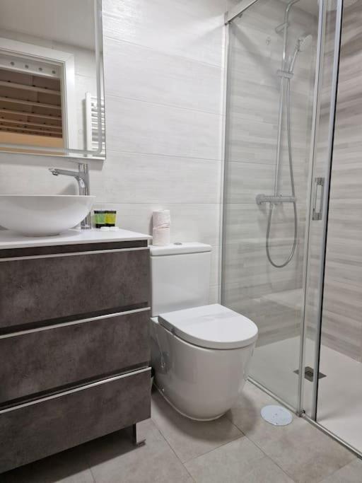 Seco Calle, Precisos Loft Super Equipado Cerca De Metro Pacifico Madrid Dış mekan fotoğraf