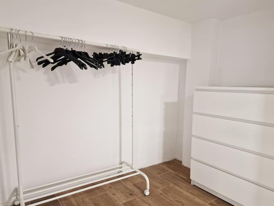 Seco Calle, Precisos Loft Super Equipado Cerca De Metro Pacifico Madrid Dış mekan fotoğraf