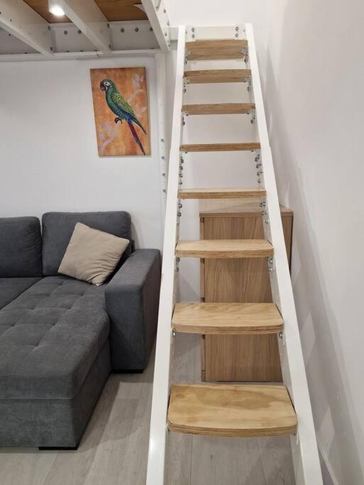 Seco Calle, Precisos Loft Super Equipado Cerca De Metro Pacifico Madrid Dış mekan fotoğraf
