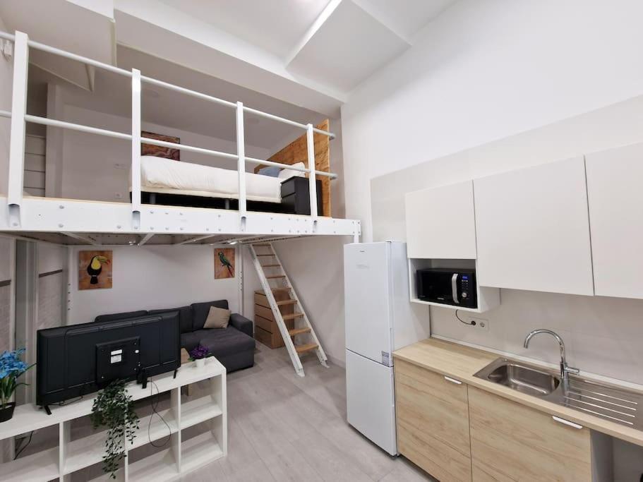 Seco Calle, Precisos Loft Super Equipado Cerca De Metro Pacifico Madrid Dış mekan fotoğraf